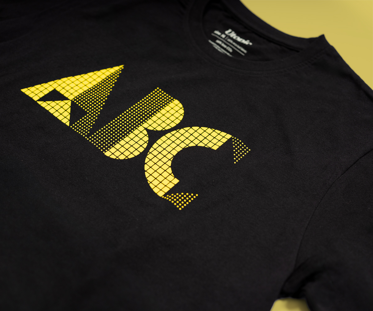 tshirtdettaglio_1200x1000_fondocolorato